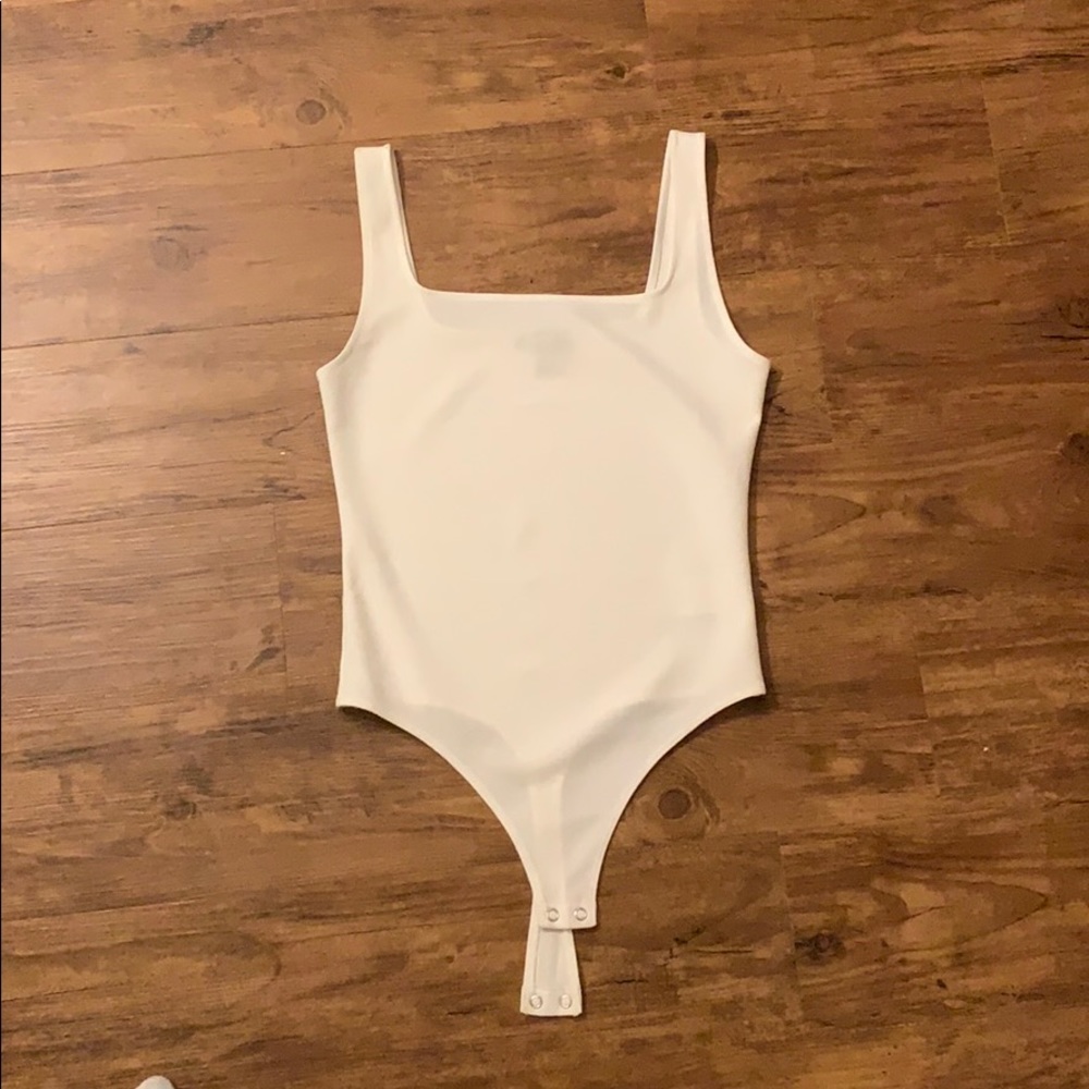 Express square neck body suit